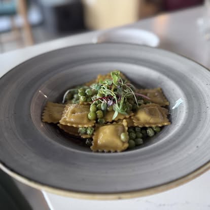 Raviolis aux petits pois et ricotta